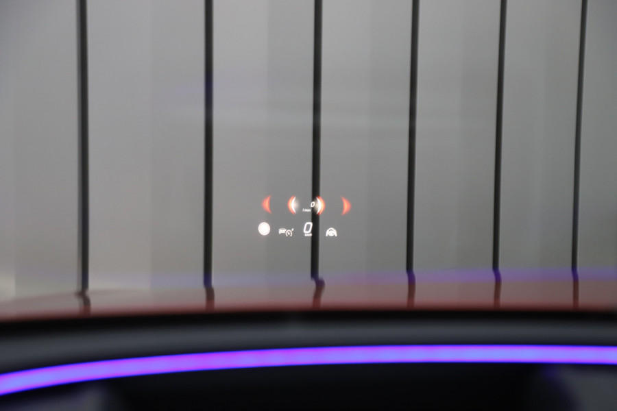 Mercedes-Benz E-Klasse 400e AMG 4-Matic | 381PK | Luchtvering | Achterasbesturing | Head-up | Burmester 4D | Keyless-go | Pano | Distronic | 2024.