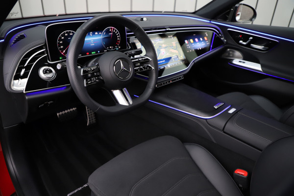 Mercedes-Benz E-Klasse 400e AMG 4-Matic | 381PK | Luchtvering | Achterasbesturing | Head-up | Burmester 4D | Keyless-go | Pano | Distronic | 2024.