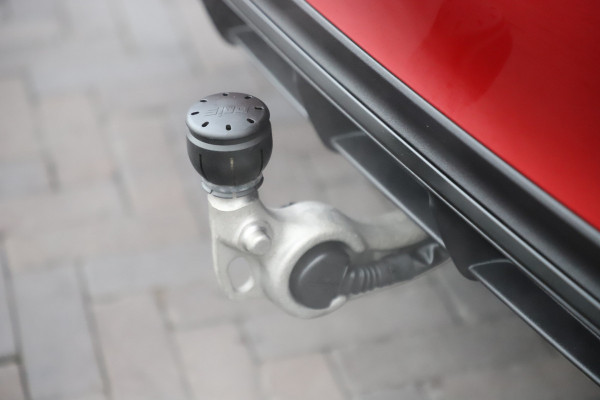 Mercedes-Benz E-Klasse 400e AMG 4-Matic | 381PK | Luchtvering | Achterasbesturing | Head-up | Burmester 4D | Keyless-go | Pano | Distronic | 2024.