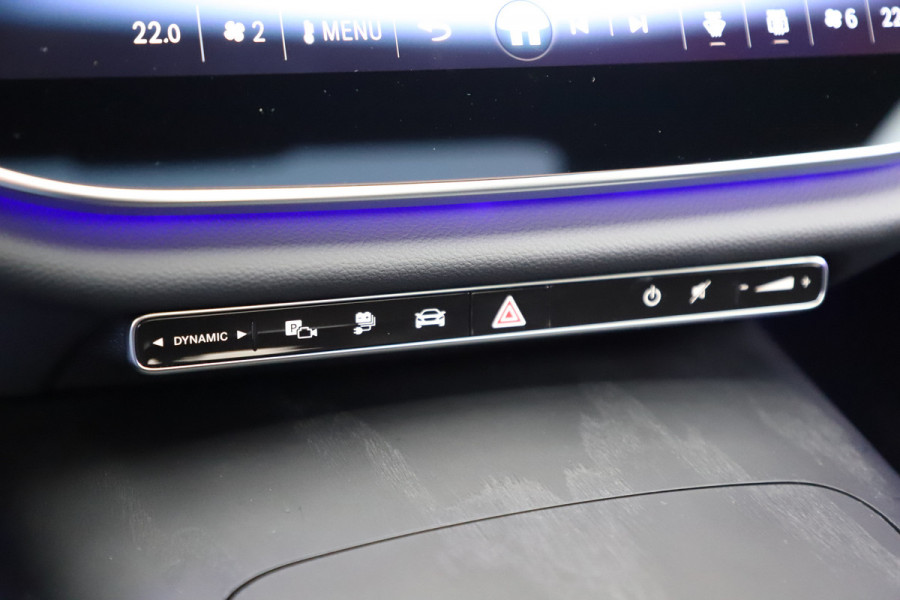 Mercedes-Benz E-Klasse 400e AMG 4-Matic | 381PK | Luchtvering | Achterasbesturing | Head-up | Burmester 4D | Keyless-go | Pano | Distronic | 2024.