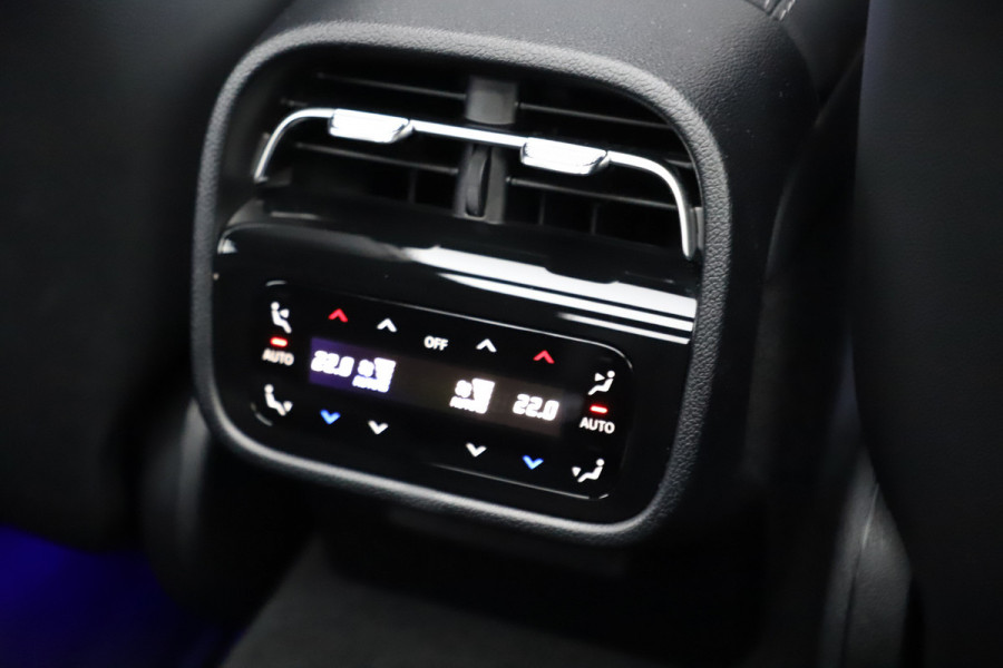 Mercedes-Benz E-Klasse 400e AMG 4-Matic | 381PK | Luchtvering | Achterasbesturing | Head-up | Burmester 4D | Keyless-go | Pano | Distronic | 2024.