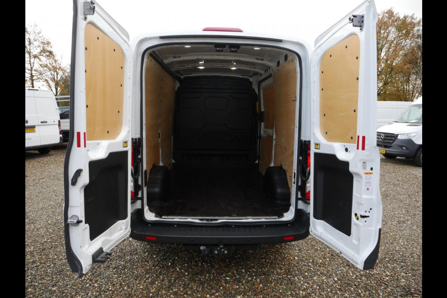 Ford Transit 2.0 TDCI 130PK, L2H2, Trend, Airco