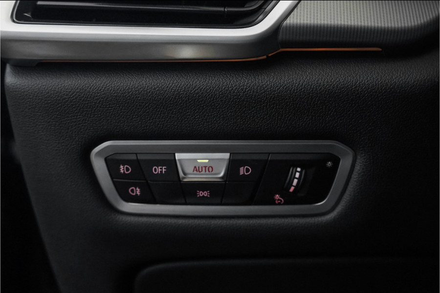 BMW X6 xDrive40i M-Sport Drive Assist Pro SkyLounge Laser 22"