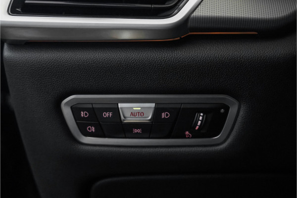 BMW X6 xDrive40i M-Sport Drive Assist Pro SkyLounge Laser 22"