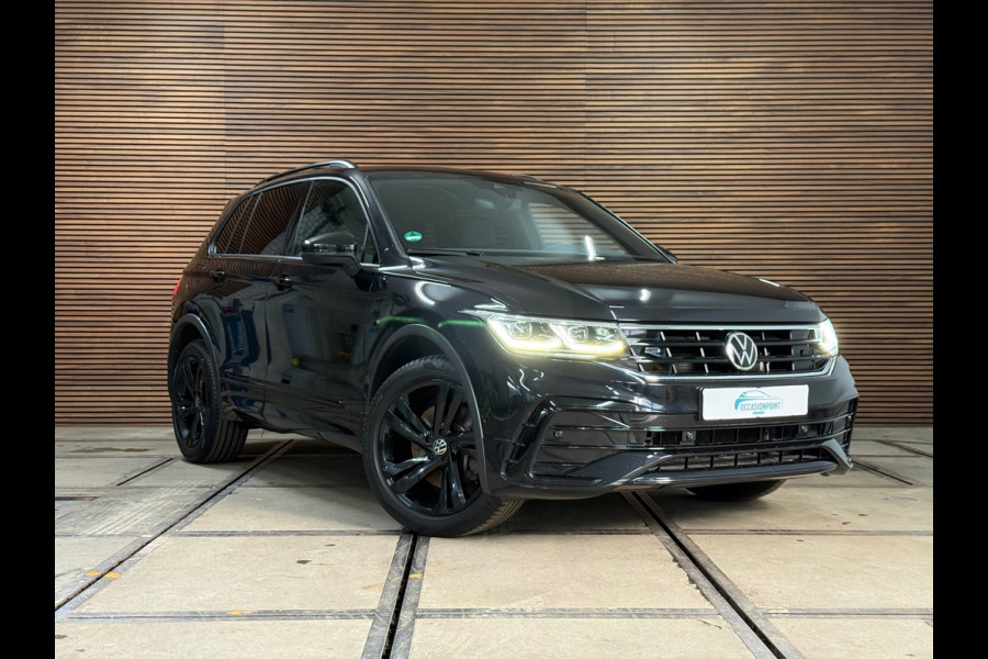 Volkswagen Tiguan 1.4 TSI eHybrid R-Line Business+ | Black Style | Half leer | 19' inch | Adaptive Cruise Control | Navigatie