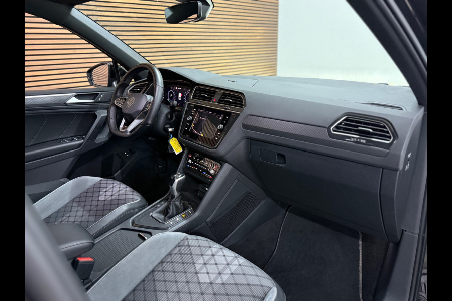 Volkswagen Tiguan 1.4 TSI eHybrid R-Line Business+ | Black Style | Half leer | 19' inch | Adaptive Cruise Control | Navigatie