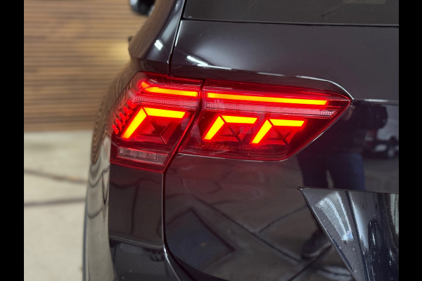 Volkswagen Tiguan 1.4 TSI eHybrid R-Line Business+ | Black Style | Half leer | 19' inch | Adaptive Cruise Control | Navigatie