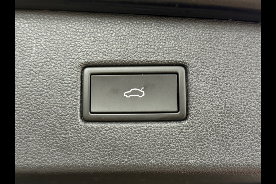 Volkswagen Tiguan 1.4 TSI eHybrid R-Line Business+ | Black Style | Half leer | 19' inch | Adaptive Cruise Control | Navigatie