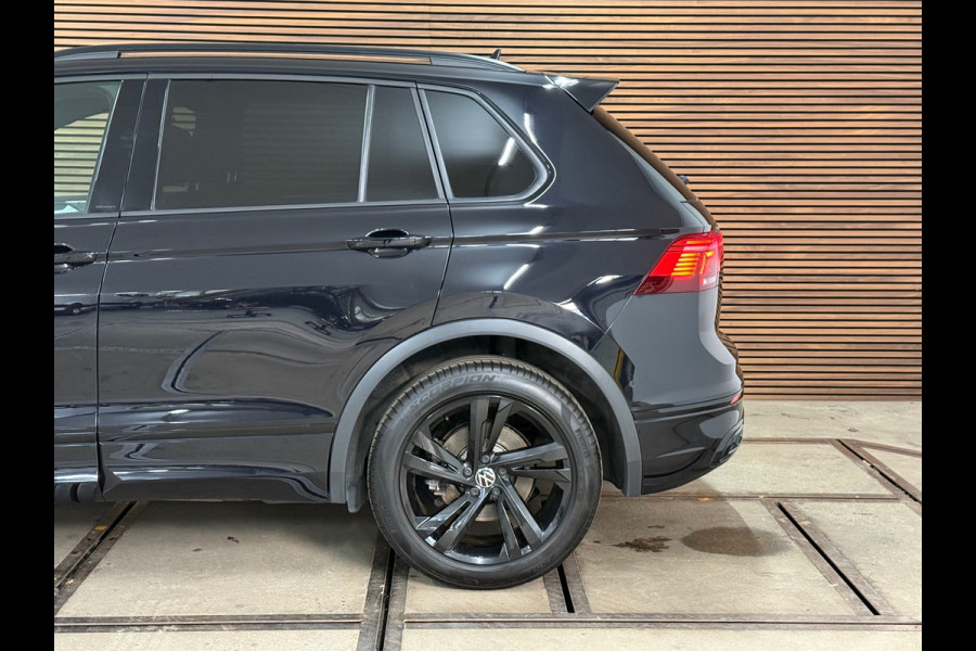 Volkswagen Tiguan 1.4 TSI eHybrid R-Line Business+ | Black Style | Half leer | 19' inch | Adaptive Cruise Control | Navigatie