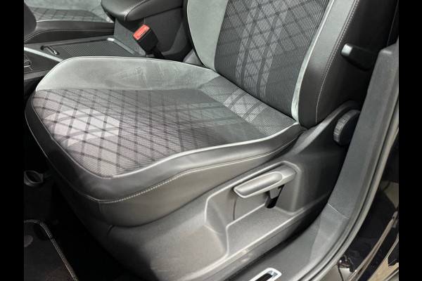 Volkswagen Tiguan 1.4 TSI eHybrid R-Line Business+ | Black Style | Half leer | 19' inch | Adaptive Cruise Control | Navigatie