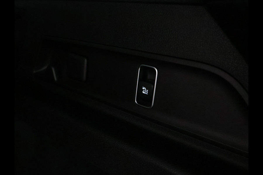 Mercedes-Benz GLE Mercedes-AMG 53 Hybrid 4MATIC+ | Airmatic | Trekhaak | Panoramadak | Rijassistentie Pack | Burmester® audio | Head up Display | Memory | 360 gr Camera | Inclusief 24 maanden Mercedes-Benz Certified garantie voor Europa.