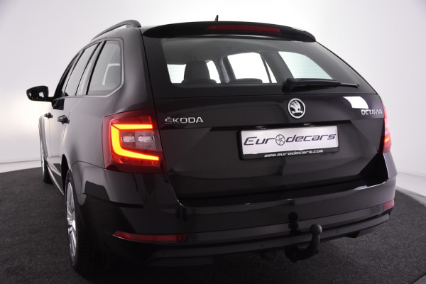 Škoda Octavia Combi Ambition *1ste Eigenaar*Navigatie*Trekhaak*PDC*