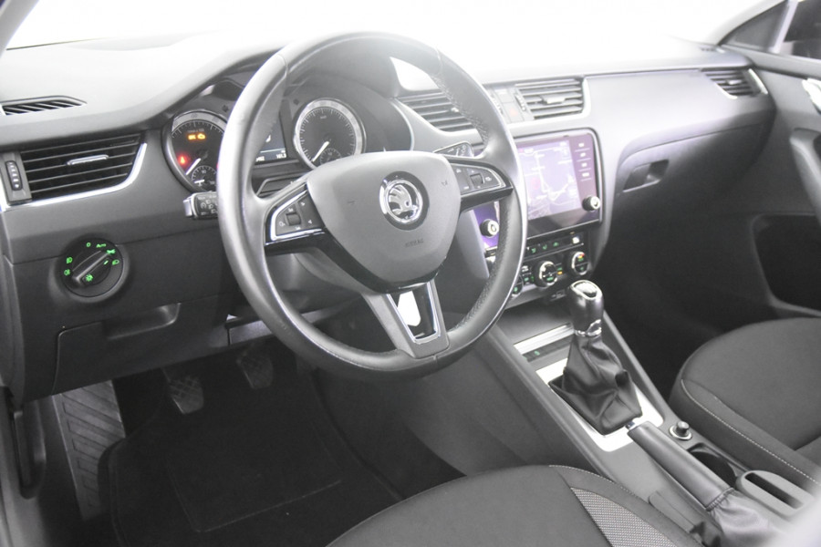 Škoda Octavia Combi Ambition *1ste Eigenaar*Navigatie*Trekhaak*PDC*