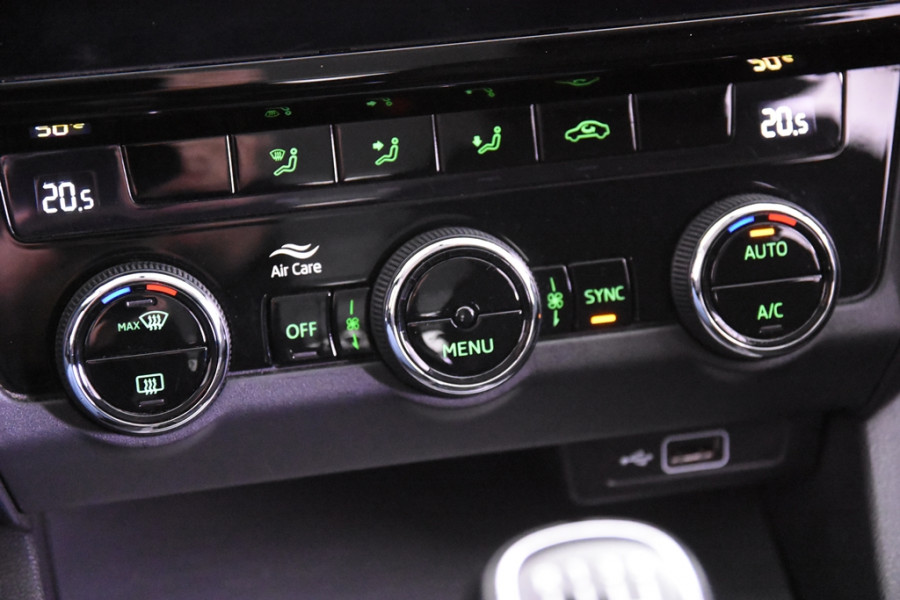 Škoda Octavia Combi Ambition *1ste Eigenaar*Navigatie*Trekhaak*PDC*