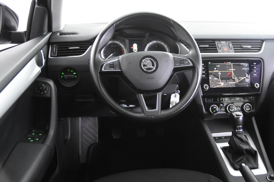 Škoda Octavia Combi Ambition *1ste Eigenaar*Navigatie*Trekhaak*PDC*