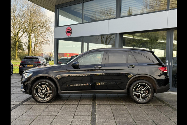 Mercedes-Benz GLC 300e 4MATIC AMG | Navi | Panorama | Trekhaak | Burmester |