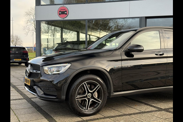 Mercedes-Benz GLC 300e 4MATIC AMG | Navi | Panorama | Trekhaak | Burmester |