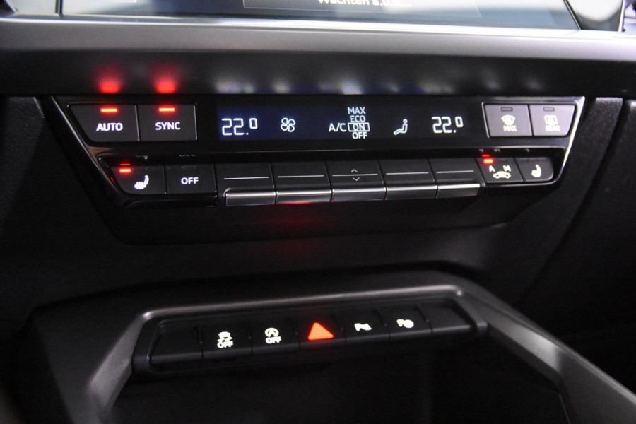 Audi A3 Sportback 30 TFSI *1ste Eigenaar*Navigatie*Stoelverwarming*Keyless*