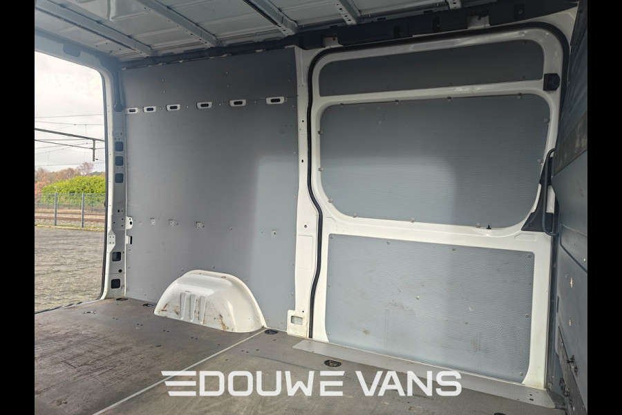 Mercedes-Benz Sprinter 316 MBUX Navigatie 3500kg Trekhaak 2x Schuifdeur Automaat