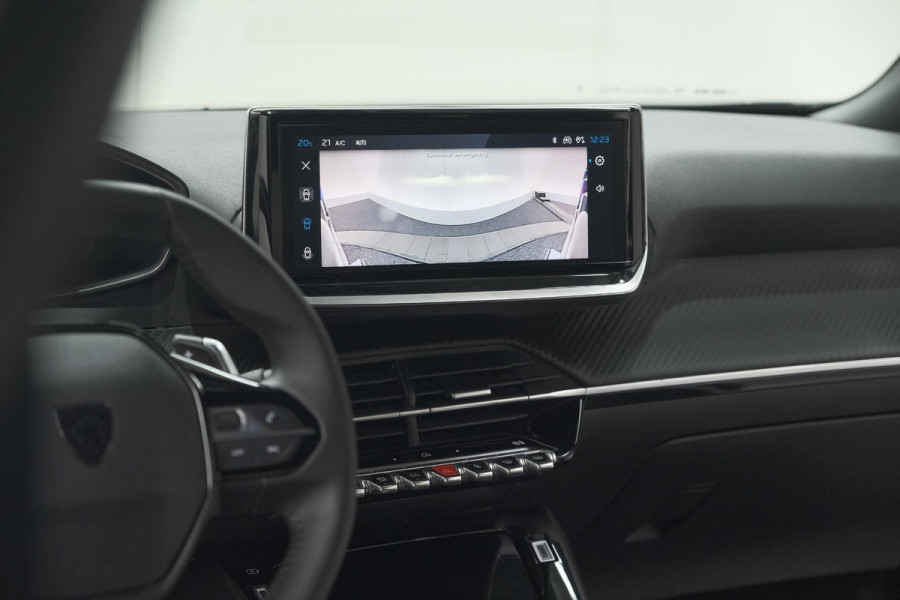 Peugeot 2008 Hybrid 136 e-DCS6 Allure | 360 Camera | Adaptieve Cruise Control | Dodehoekdetectie | Navigatie