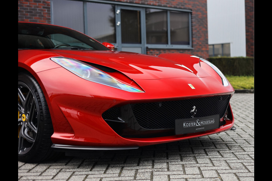 Ferrari 812 Superfast 6.5 V12 HELE | Rosso Fuoco - New Power - Lift - JBL