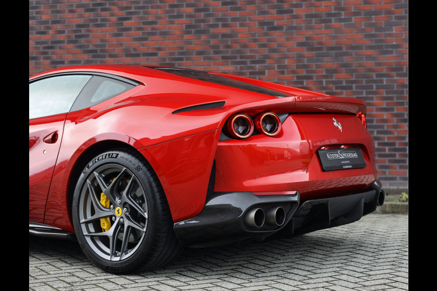 Ferrari 812 Superfast 6.5 V12 HELE | Rosso Fuoco - New Power - Lift - JBL