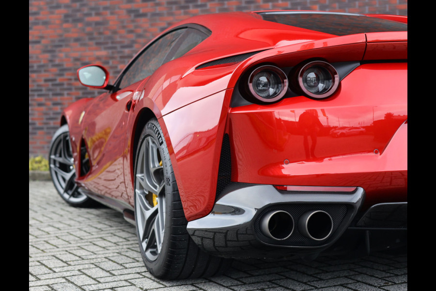 Ferrari 812 Superfast 6.5 V12 HELE | Rosso Fuoco - New Power - Lift - JBL