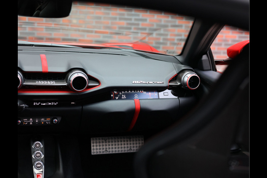 Ferrari 812 Superfast 6.5 V12 HELE | Rosso Fuoco - New Power - Lift - JBL