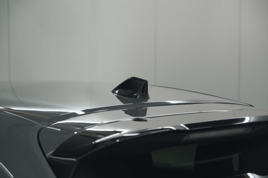 Peugeot 208 Hybrid 100 e-DCS6 Allure | Camera | Apple Carplay | Keyless Entry | Parkeersensoren