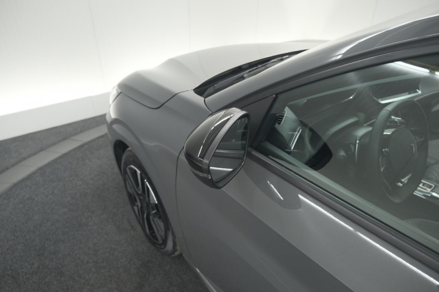 Peugeot 208 Hybrid 100 e-DCS6 Allure | Camera | Apple Carplay | Keyless Entry | Parkeersensoren