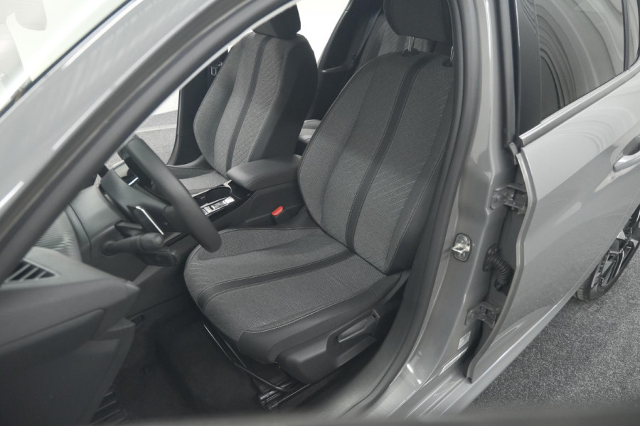 Peugeot 208 Hybrid 100 e-DCS6 Allure | Camera | Apple Carplay | Keyless Entry | Parkeersensoren