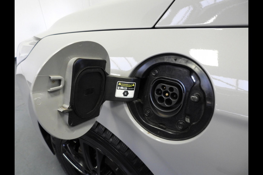 Hyundai IONIQ 1.6 GDi PHEV Plug-In i-Motion NAVI-APP/CAMERA/CLIMA/16"LMV!
