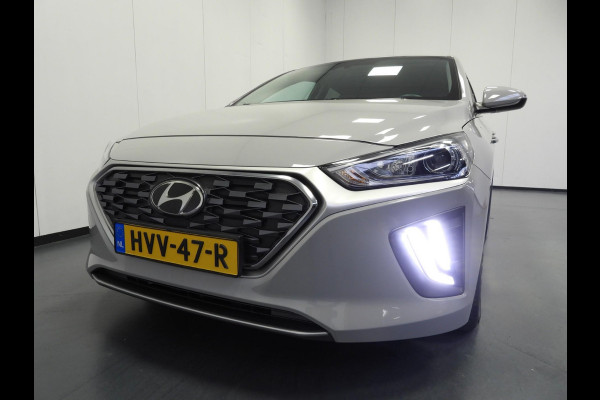 Hyundai IONIQ 1.6 GDi PHEV Plug-In i-Motion NAVI-APP/CAMERA/CLIMA/16"LMV!