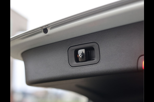 Mercedes-Benz E-Klasse Estate AMG 53 4MATIC+ | Pano - Trekhaak - HUD - Vol!