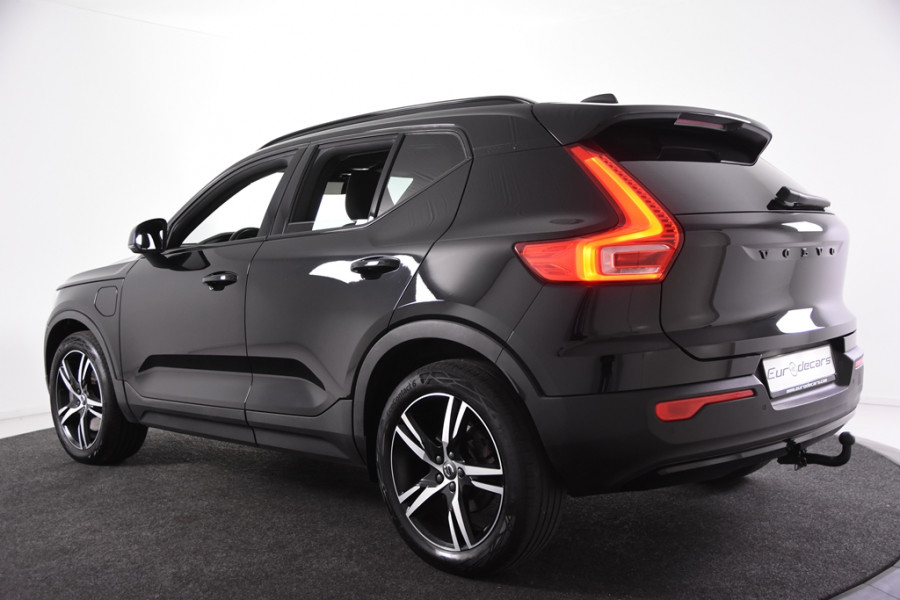Volvo XC40 1.5 T5 Recharge R-Design *1ste Eigenaar*Panoramadak*Trekhaak*