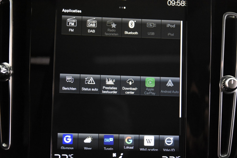 Volvo XC40 1.5 T5 Recharge R-Design *1ste Eigenaar*Panoramadak*Trekhaak*