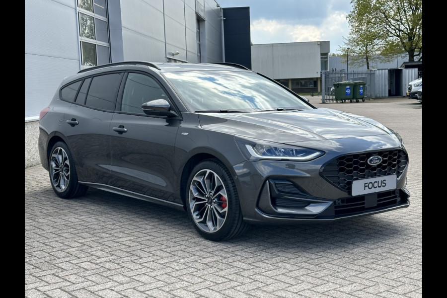 Ford FOCUS Wagon 125PK EBH ST Line X Driverpack | 18inch | Winterpack!
