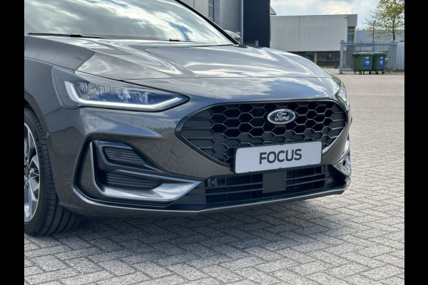 Ford FOCUS Wagon 125PK EBH ST Line X Driverpack | 18inch | Winterpack!