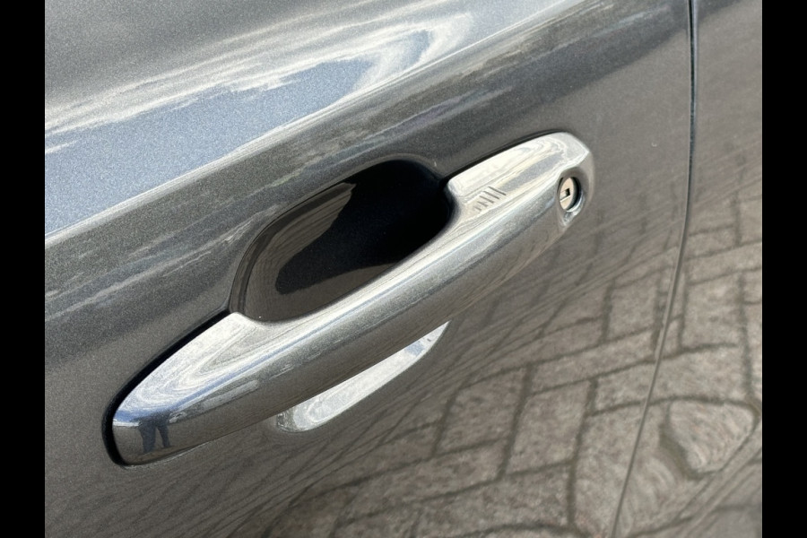 Ford FOCUS Wagon 125PK EBH ST Line X Driverpack | 18inch | Winterpack!