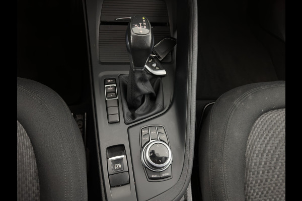 BMW X1 sDrive20i Executive (INCL-BTW) Aut. *LED-LIGHTS | NAVI-FULLMAP | COMFORT-SEATS | ECC | PDC | CRUISE | TOWBAR | 17''ALU*