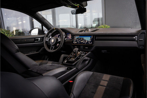 Porsche Cayenne Coupé 4.0 Turbo GT - Individual | Sport Chrono | Luchtvering | HUD