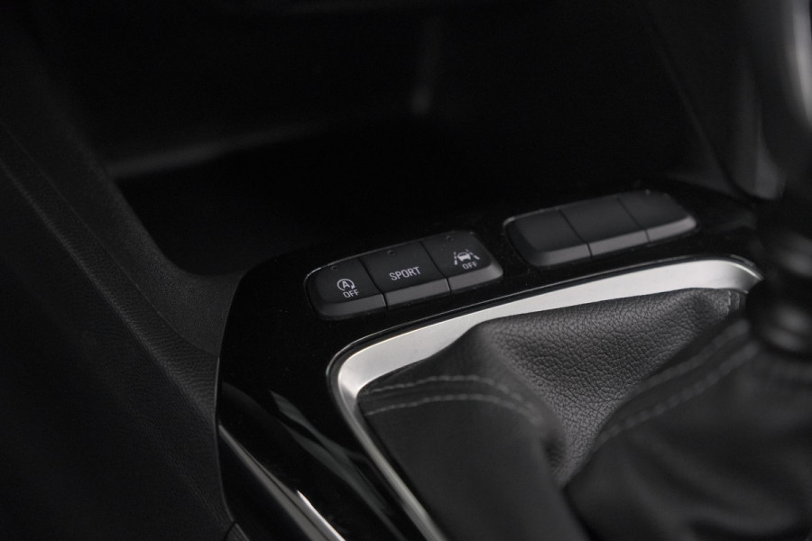 Opel Corsa Turbo 100 GS | Camera | Dodehoekdetectie | Navigatie | Apple Carplay