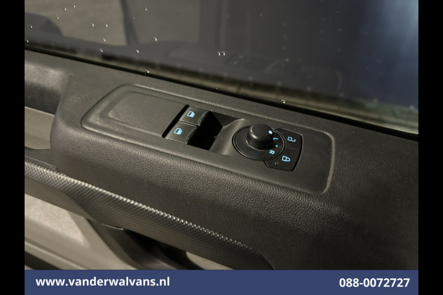 Ford Transit Custom 2.0 TDCI 136pk L2H1 Euro6 Airco | Camera | LED | Apple Carplay | Android Auto | Cruisecontrol Verwarmde voorruit, Parkeersensoren, Bijrijdersbank