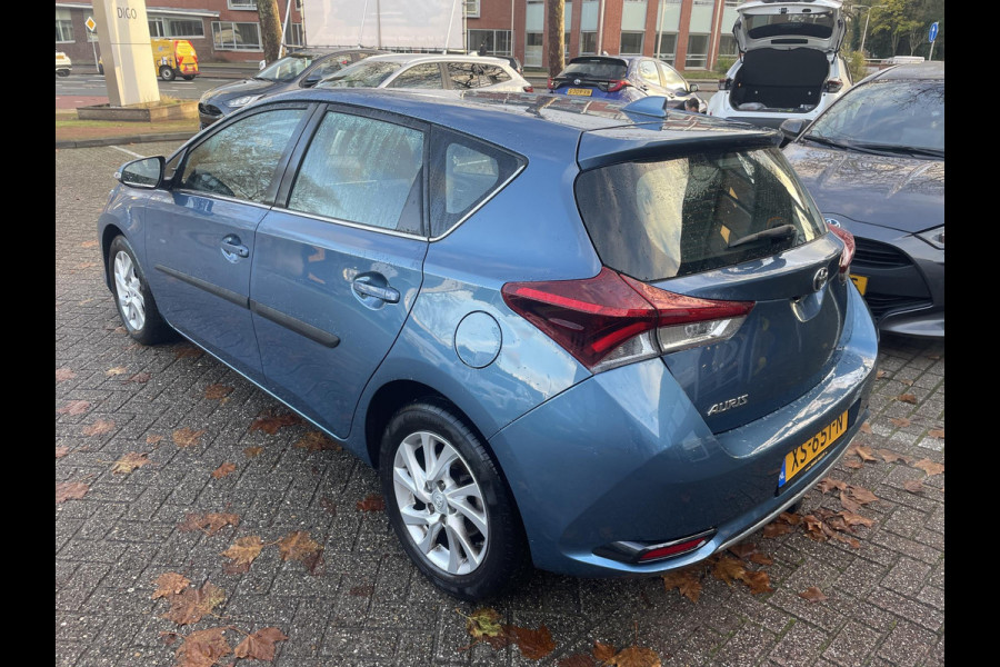 Toyota Auris 1.2T Energy | Camera | Airco | Dealer onderhouden | Afneembare trekhaak
