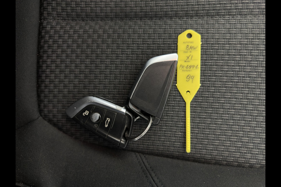 BMW X1 sDrive20i Executive (INCL-BTW) Aut. *LED-LIGHTS | NAVI-FULLMAP | COMFORT-SEATS | ECC | PDC | CRUISE | TOWBAR | 17''ALU*