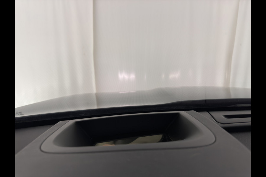 Jaguar F-Pace 2.0 Portfolio Black-line AWD 25d (INCL-BTW) Aut. *PANO | HEAD-UP | LUXURY-LEATHER | BLIND-SPOT | MERIDIAN-SOUND | HEATED-SPORTSEATS | NAVI-FULLMAP | KEYLESS | CAMERA | ECC | CARPLAY | SHIFT-PADDLES | PDC | LANE-ASSIST | ...