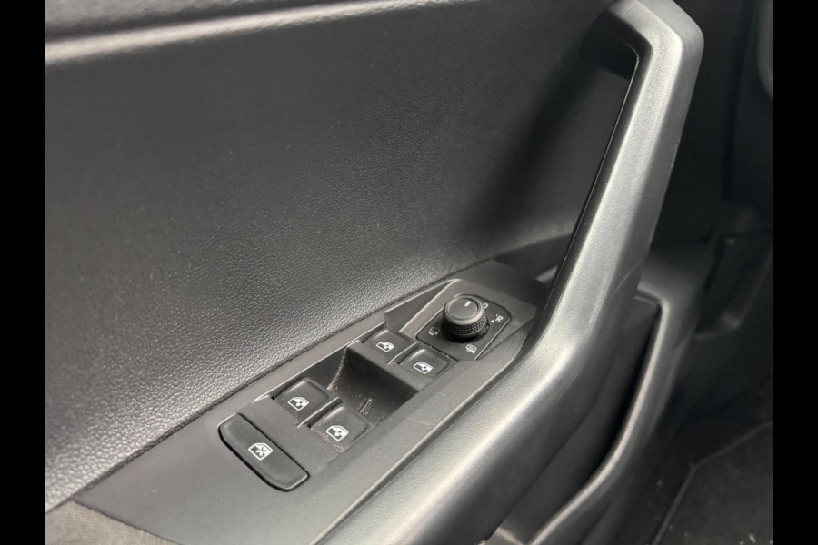 Volkswagen Polo 1.0 MPI Polo Led Navigatie APPLE Carplay facelift