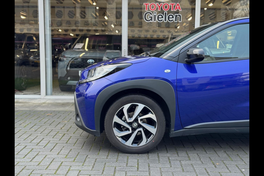 Toyota Aygo X 1.0 VVT-i MT Pulse Bi-tone | Juniper blue, 17 inch, Privacy glass, Apple CarPlay/Android auto, Airconditioning, Parkeercamera