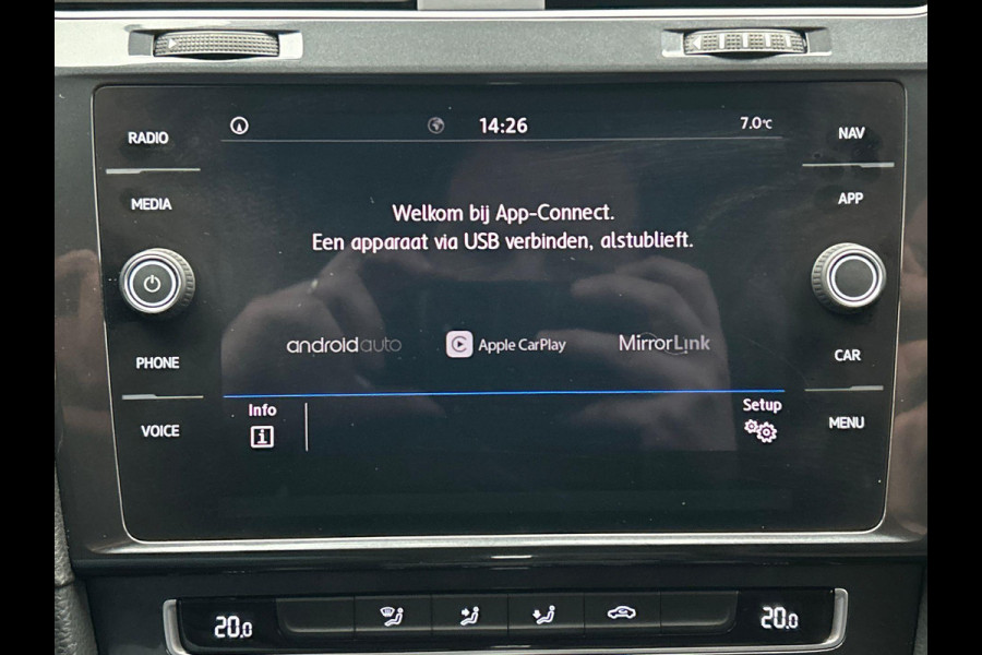 Volkswagen Golf 1.0 TSI Comfortline Business Automaat Carplay Adaptieve-cruise Climate-control
