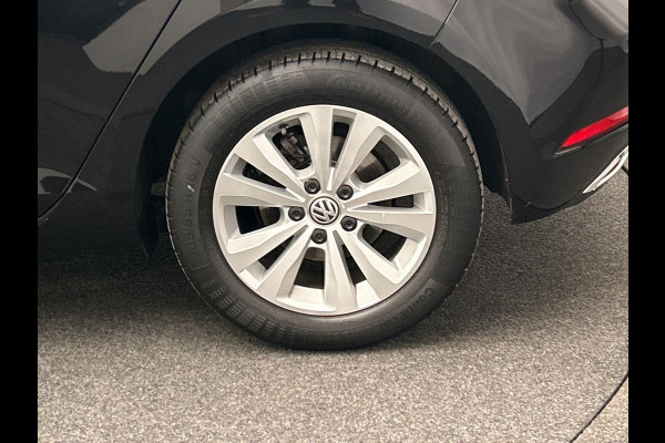 Volkswagen Golf 1.0 TSI Comfortline Business Automaat Carplay Adaptieve-cruise Climate-control